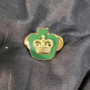 5/$20**Canadian Military Warrent Officer Crown Pin